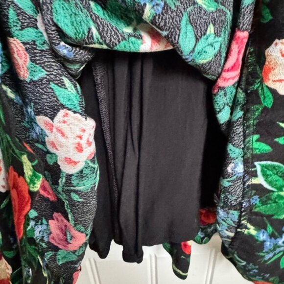 By Anthropologie Lacy V-Neck Mini Dress in Black Floral. Size 4 - Picture 7 of 9